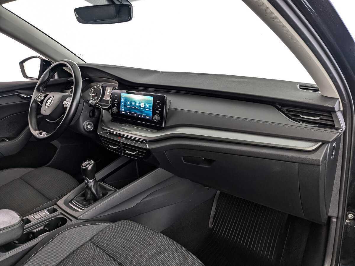 Skoda Octavia, 2021 Фото №9