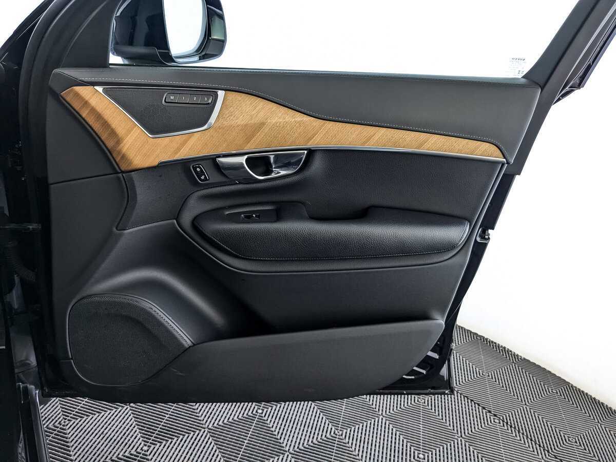 Volvo XC90, 2021 Фото №21