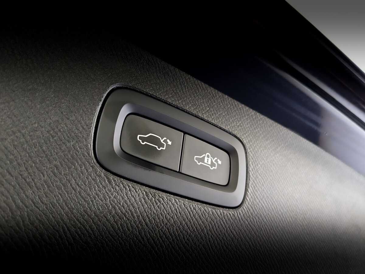 Volvo XC90, 2022 Фото №20