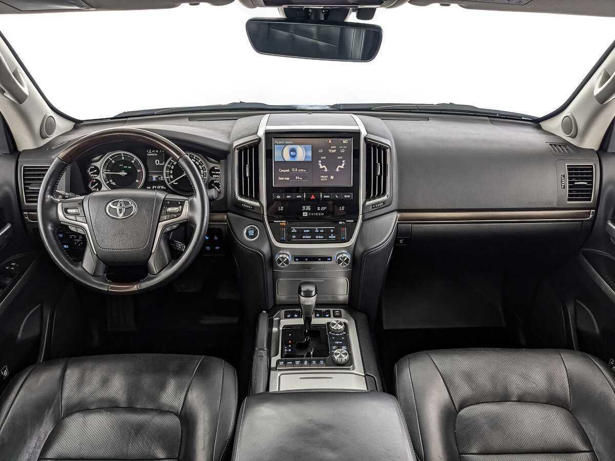 Toyota Land Cruiser, 2017 Фото №10