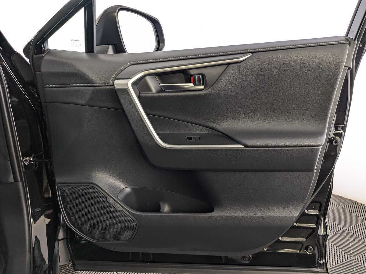 Toyota RAV4, 2021 Фото №21
