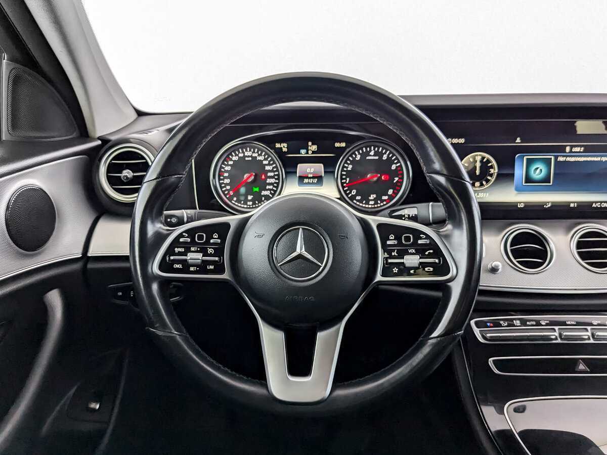 Mercedes-Benz E-Класс 200, 2018 Фото №18
