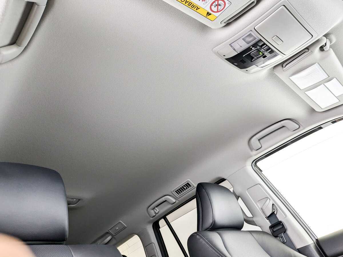 Toyota Land Cruiser Prado, 2021 Фото №19