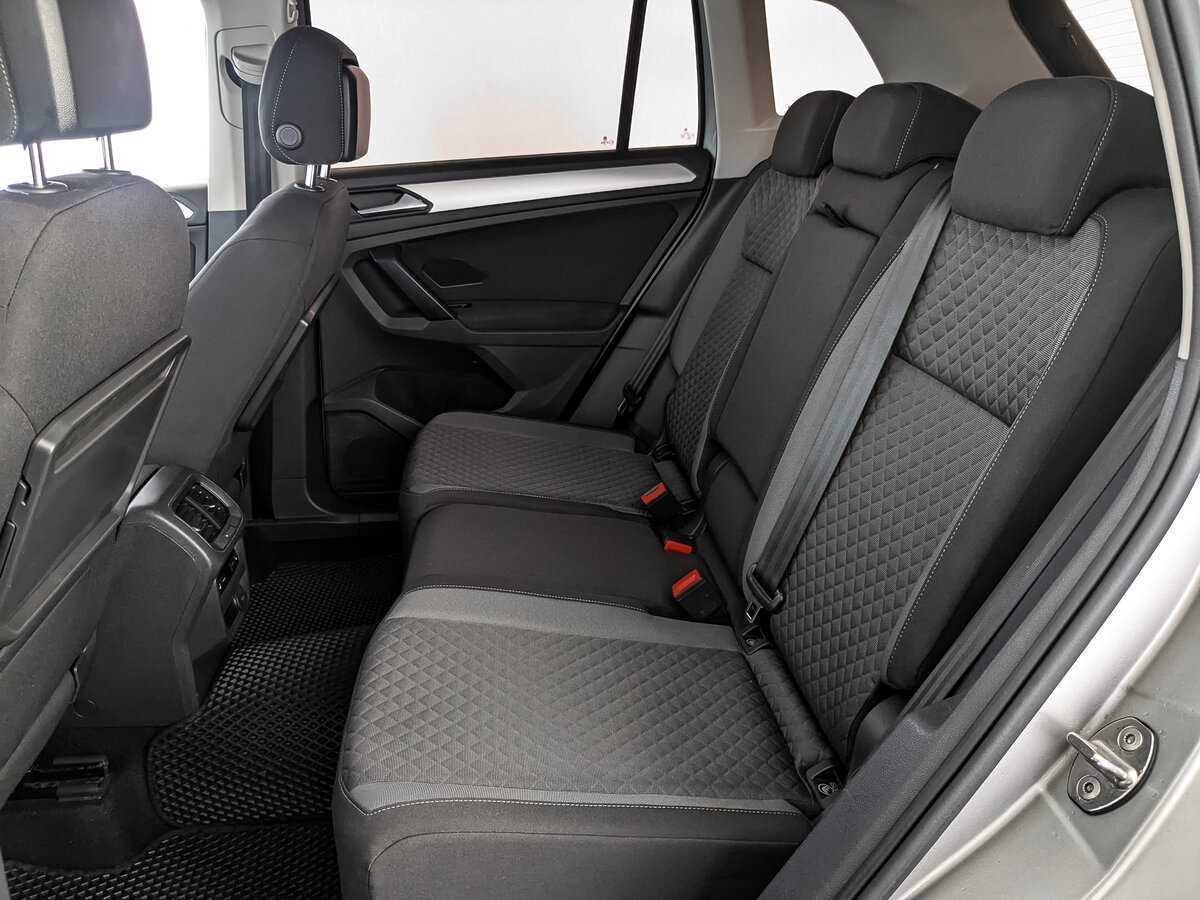 Volkswagen Tiguan, 2019 Фото №14