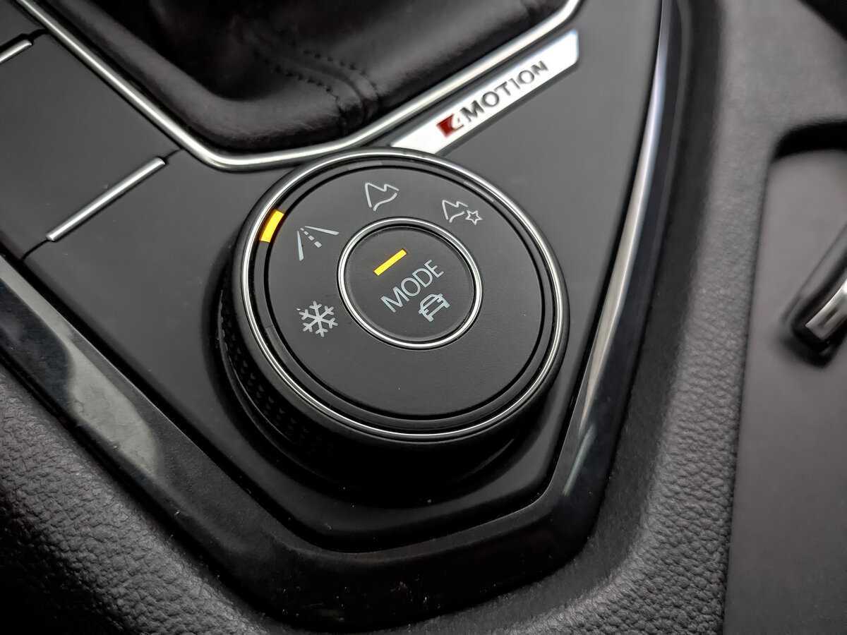 Volkswagen Tiguan, 2021 Фото №22