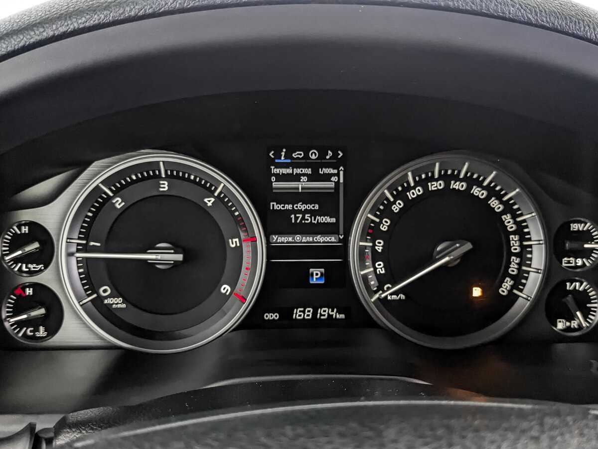 Toyota Land Cruiser, 2017 Фото №12