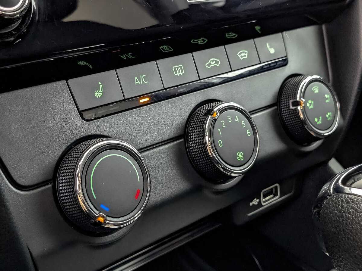 Skoda Octavia, 2018 Фото №17