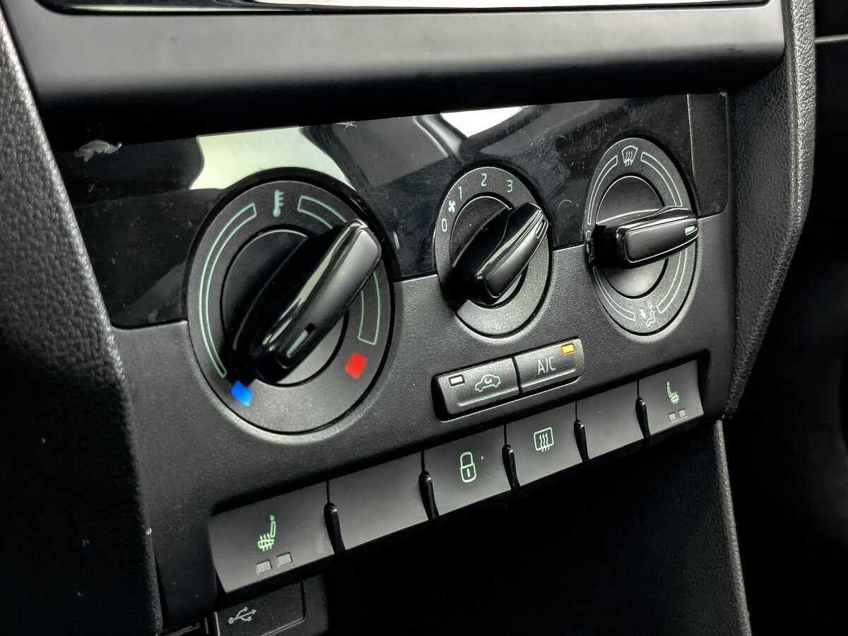 Skoda Rapid, 2019 Фото №17