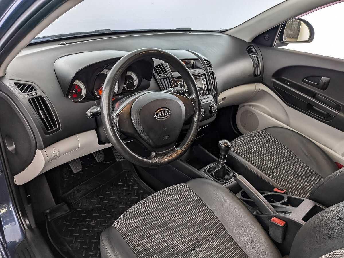 Kia Ceed, 2009 Фото №11