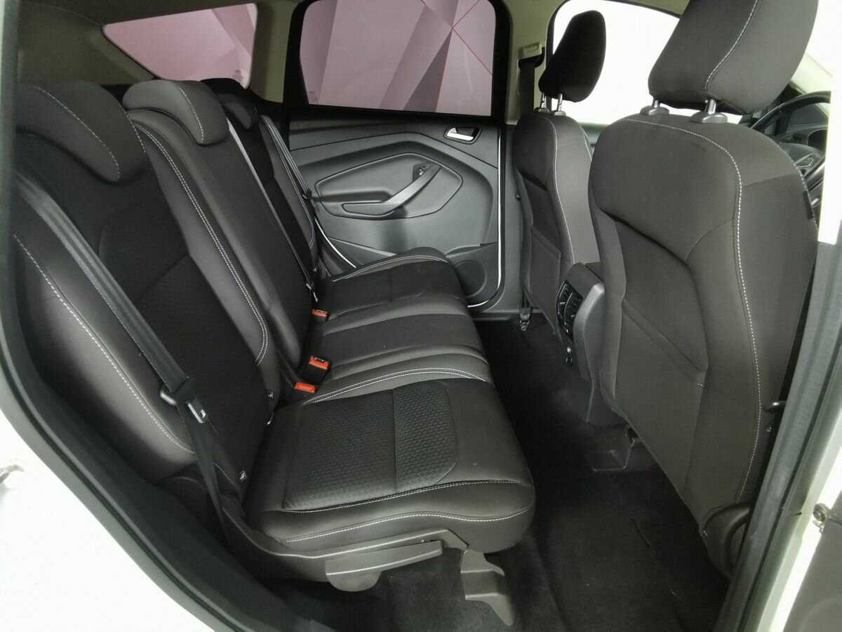 Ford Kuga, 2017 Фото №12