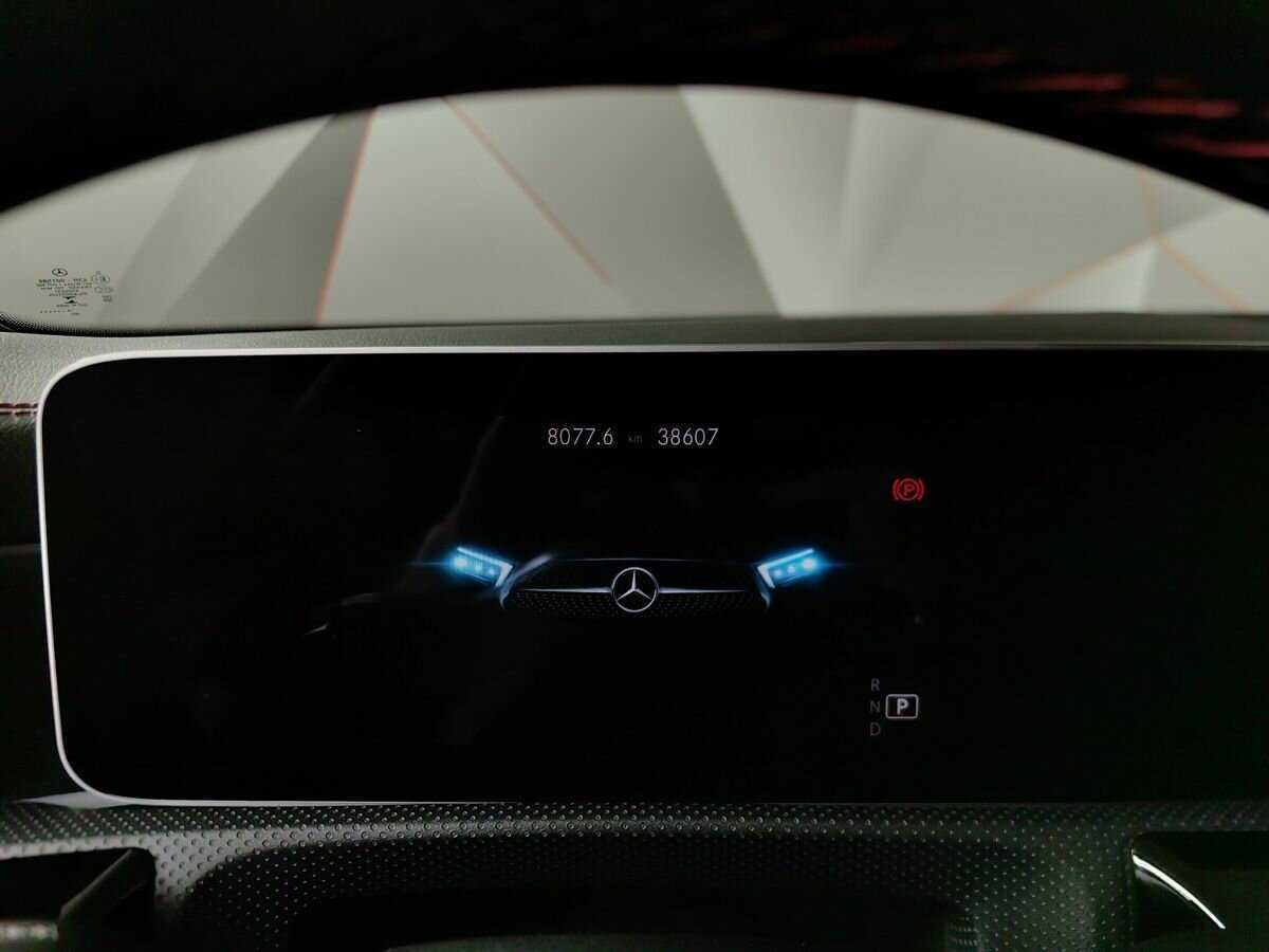 Mercedes-Benz CLA 200, 2019 Фото №17