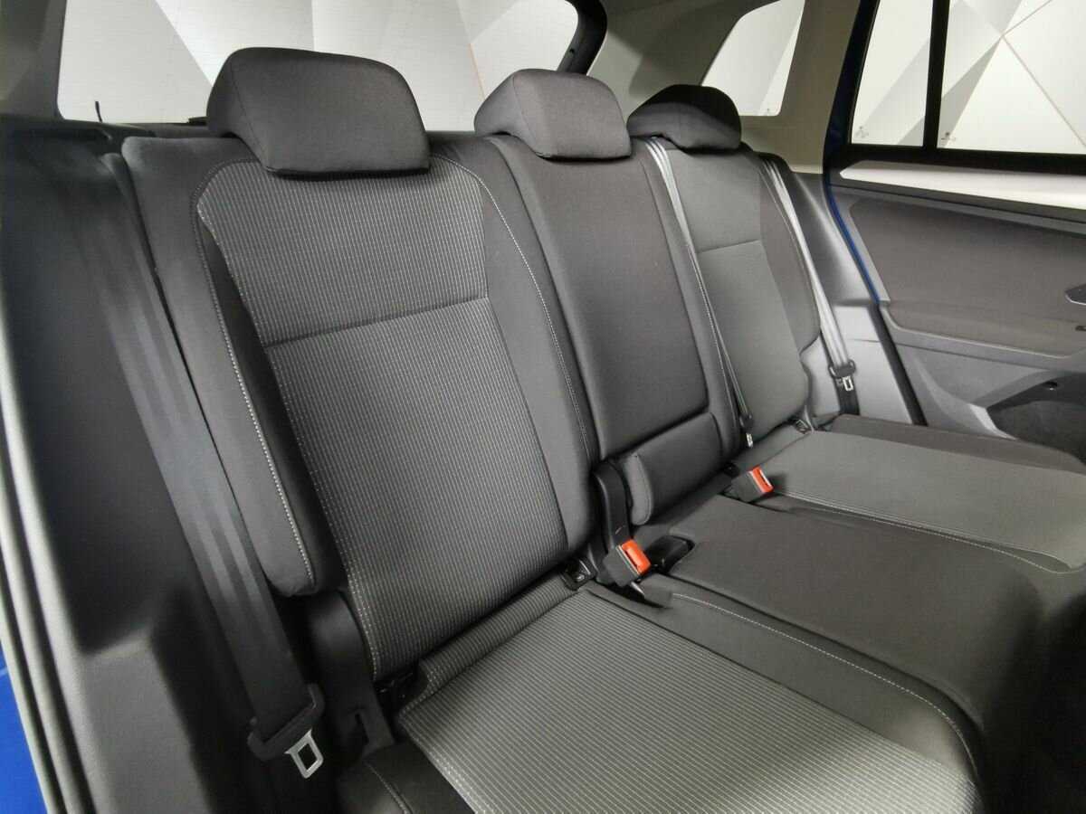 Volkswagen Tiguan, 2021 Фото №13