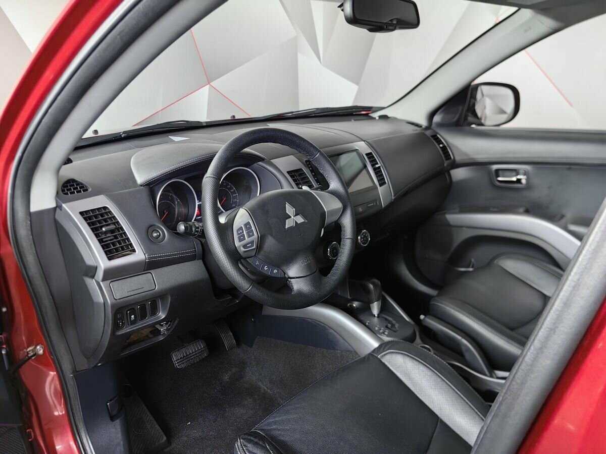 Mitsubishi Outlander, 2011 Фото №13