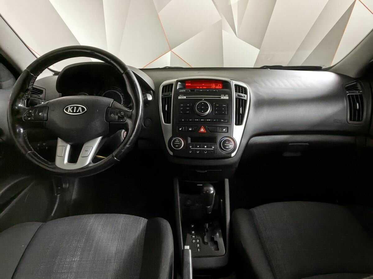 Kia Ceed, 2011 Фото №10