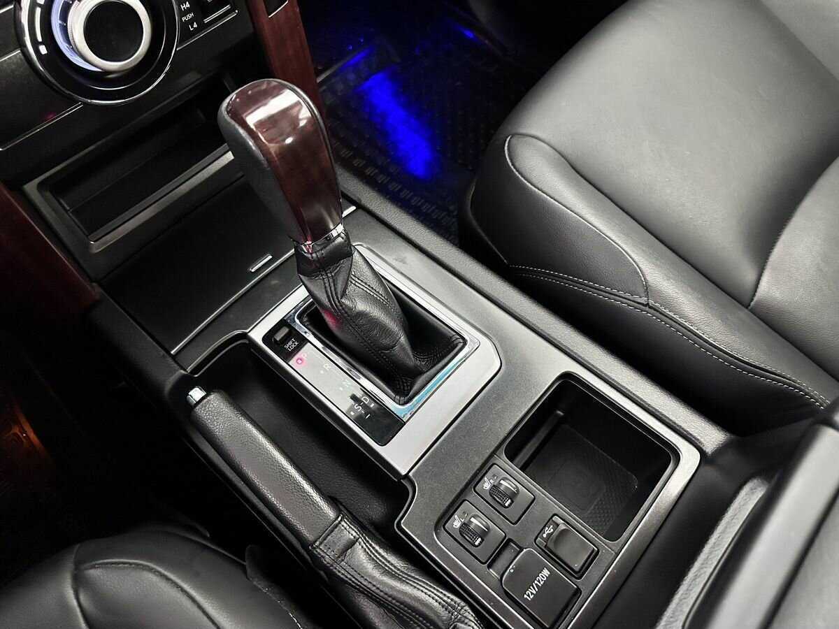 Toyota Land Cruiser Prado, 2017 Фото №14