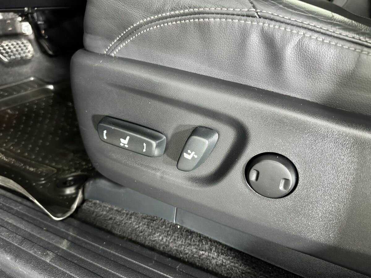 Toyota Land Cruiser Prado, 2017 Фото №18