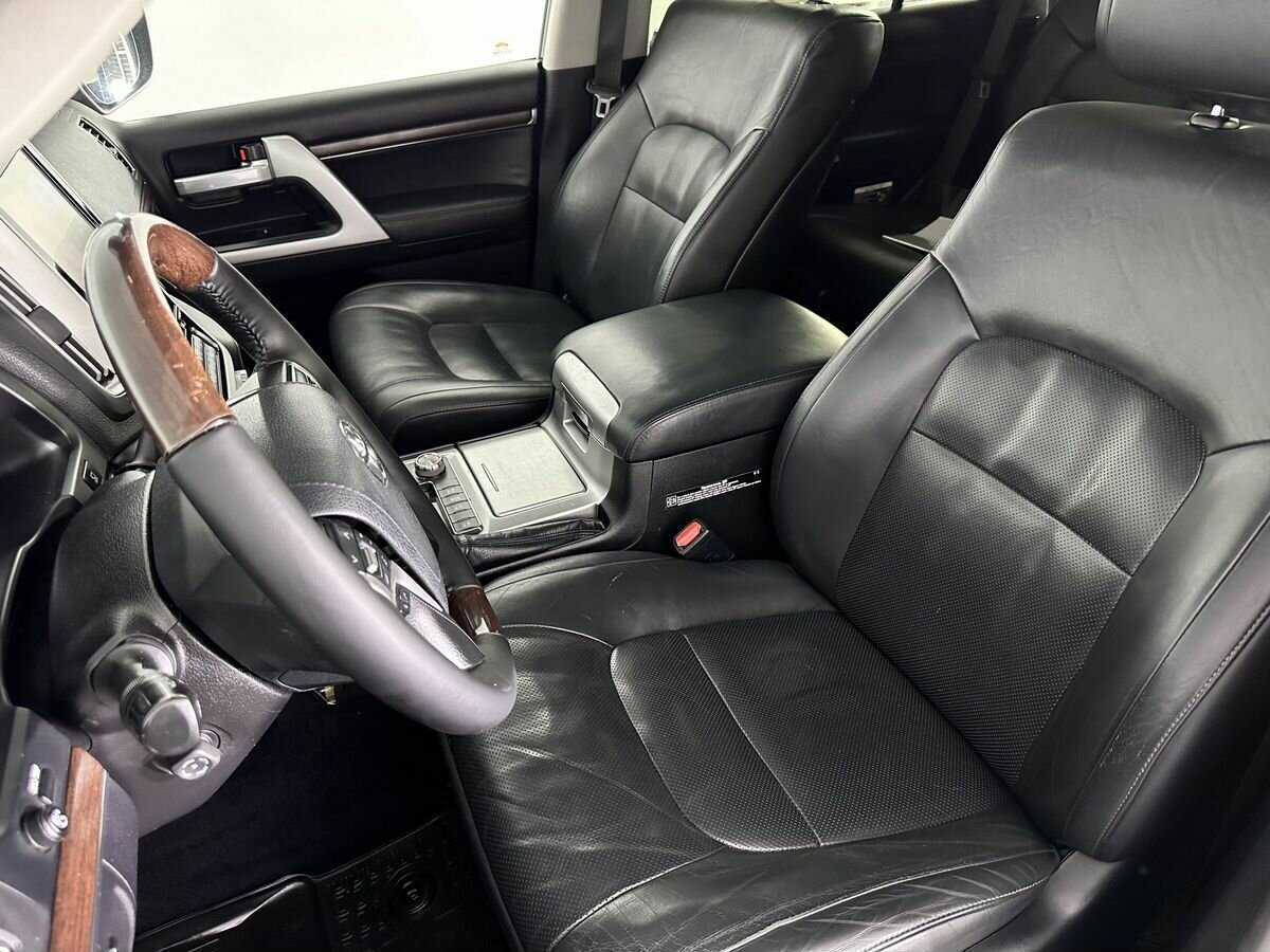 Toyota Land Cruiser, 2017 - 182 802 км. | Фото №8