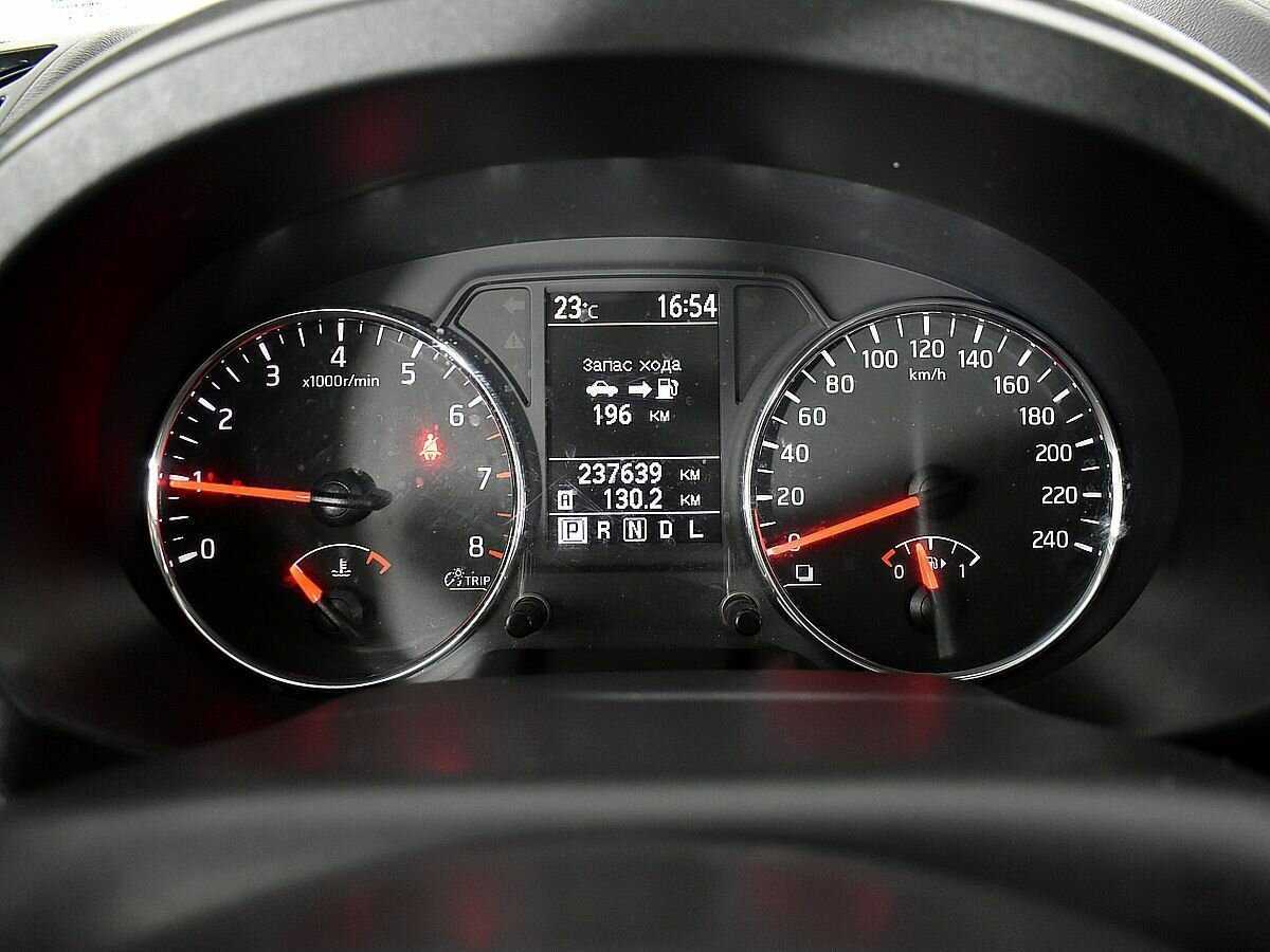 Nissan X-Trail, 2011 Фото №12