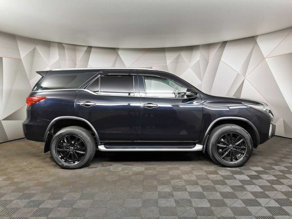 Toyota Fortuner, 2019 Фото №6