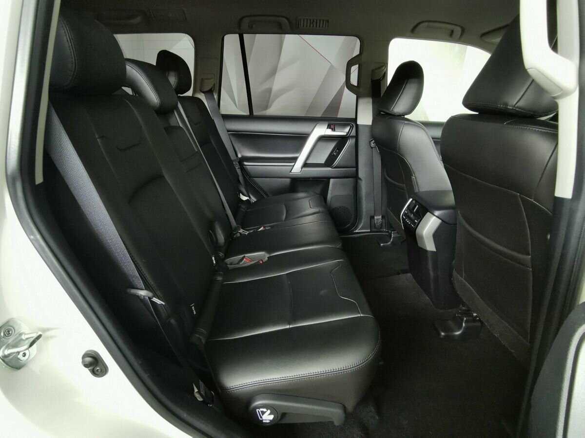Toyota Land Cruiser Prado, 2020 Фото №12