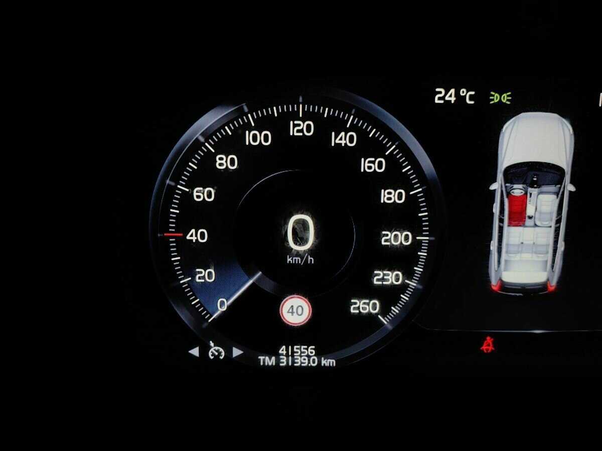 Volvo XC60, 2021 Фото №16