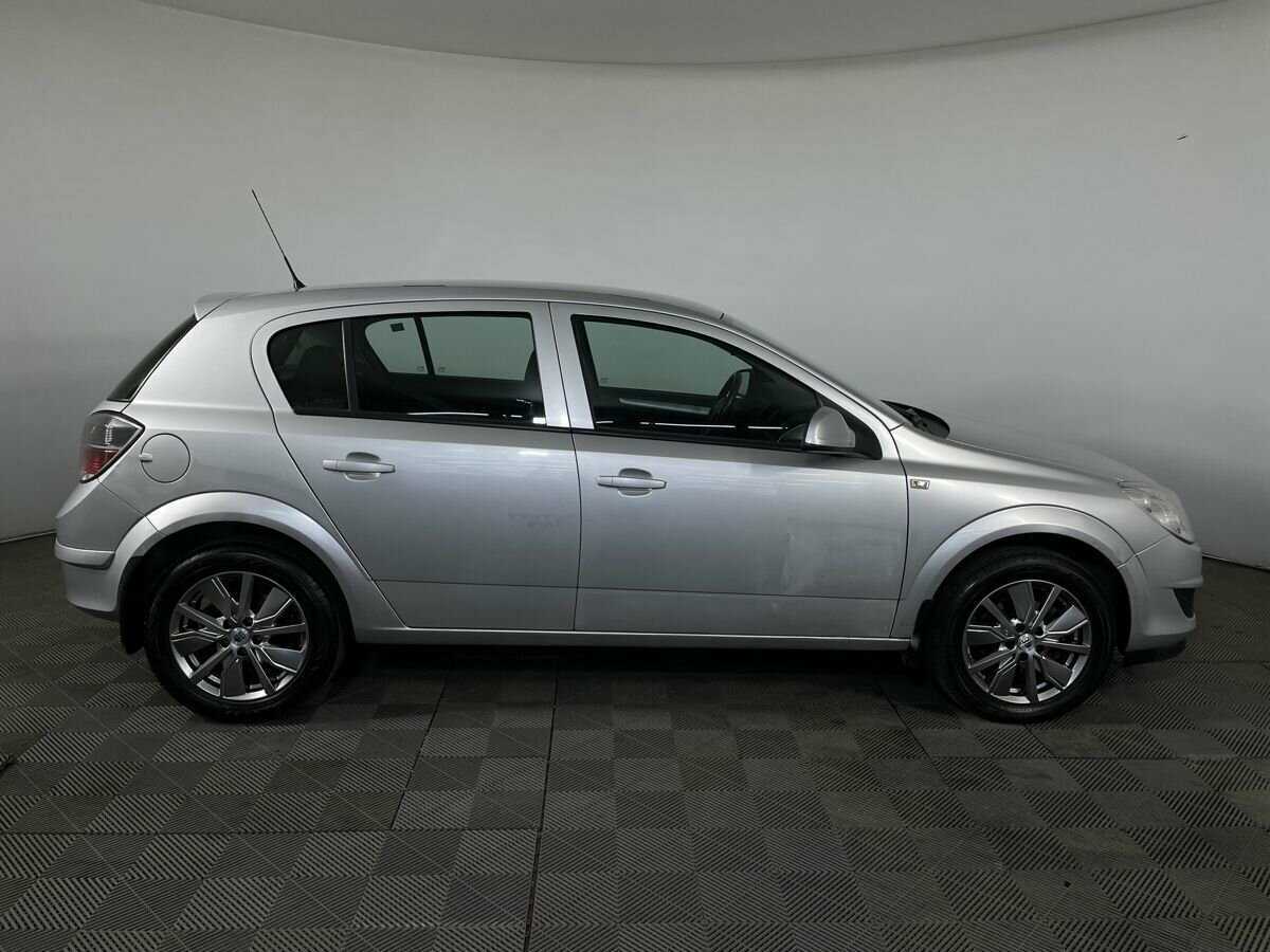 Opel Astra, 2010 Фото №4