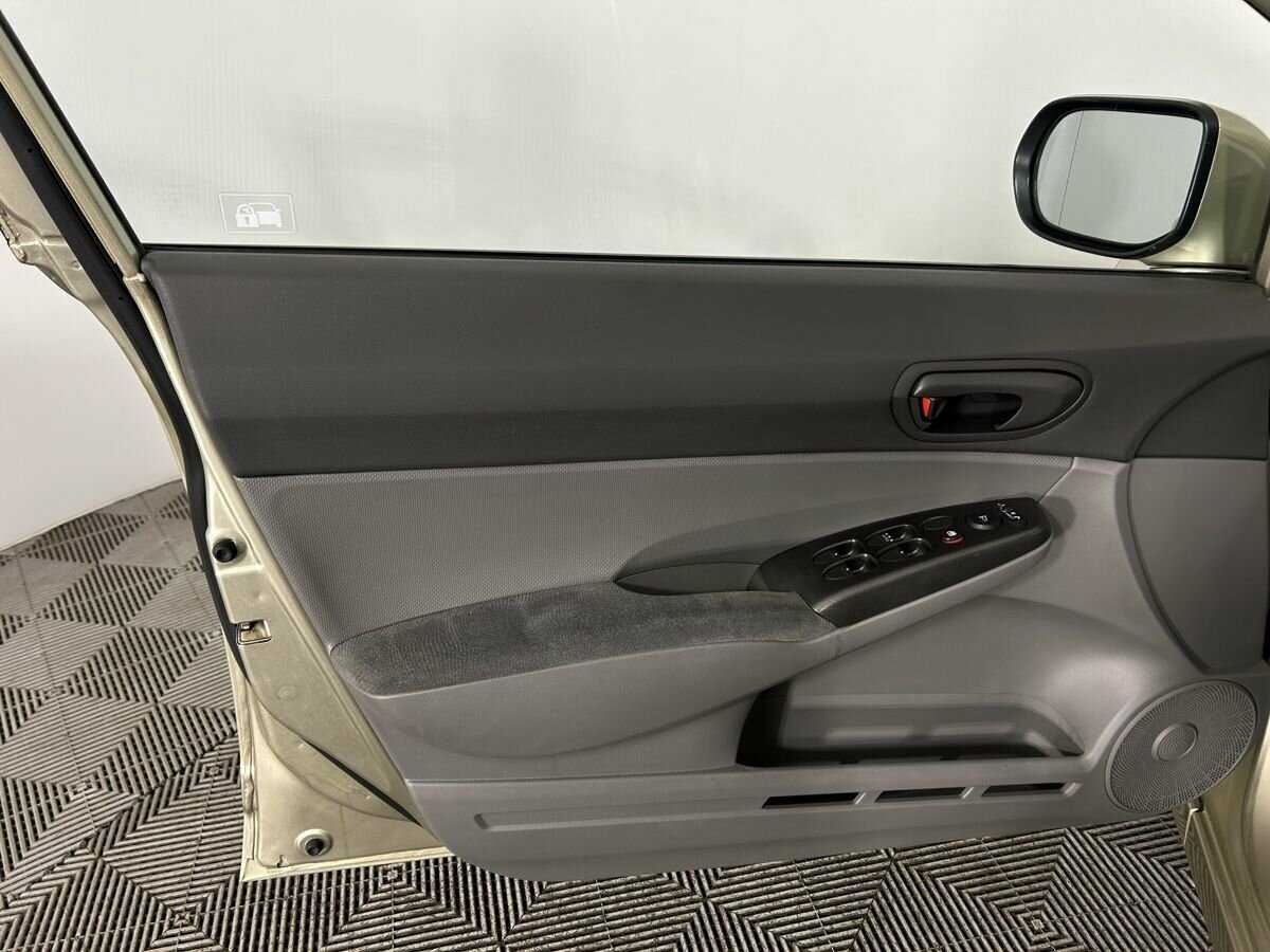 Honda Civic, 2007 - 214 849 км. | Фото №7