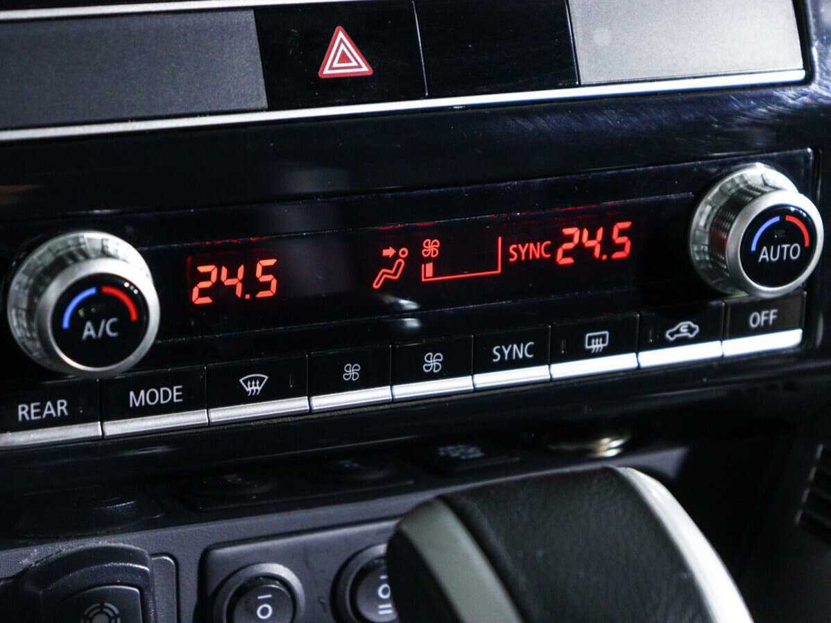 Mitsubishi Pajero Sport, 2020 Фото №20