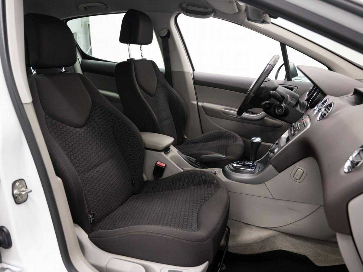 Peugeot 308, 2008 Фото №12