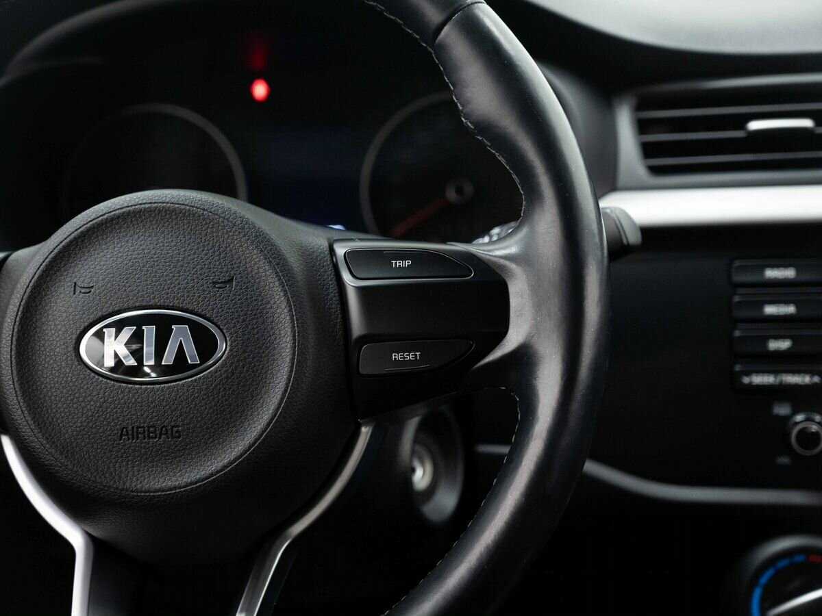 Kia Rio X-Line, 2018 Фото №15