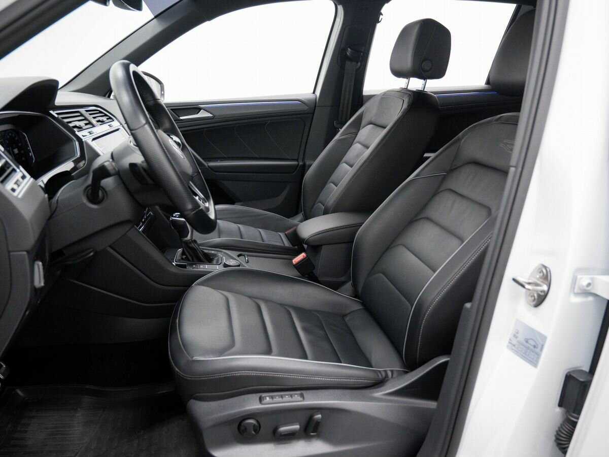 Volkswagen Tiguan, 2022 Фото №15