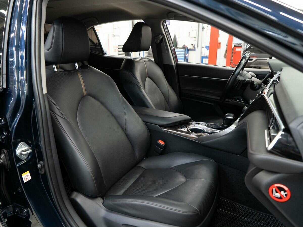 Toyota Camry, 2018 Фото №10