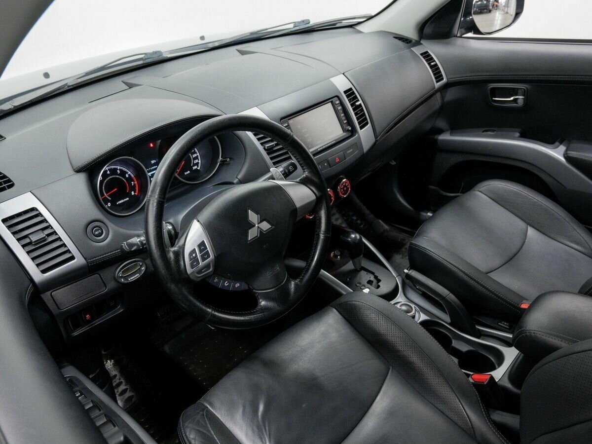 Mitsubishi Outlander, 2011 Фото №12