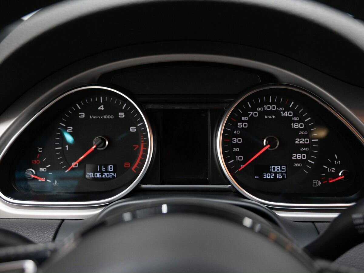 Audi Q7, 2012 Фото №18