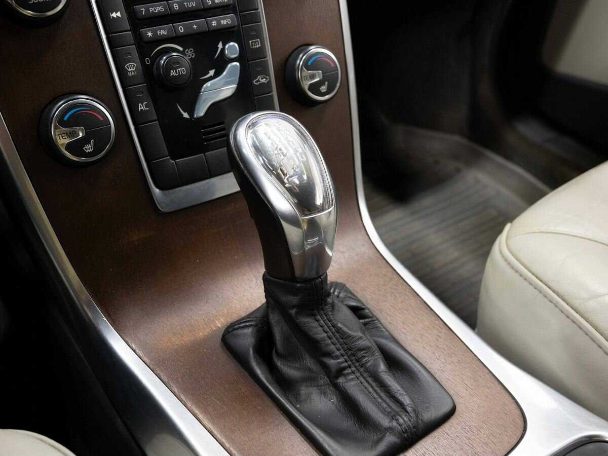 Volvo S80, 2012 Фото №20