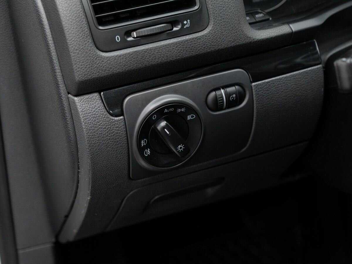 Volkswagen Golf, 2008 Фото №16