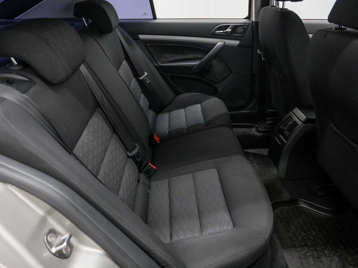 Skoda Octavia, 2011 Фото №9