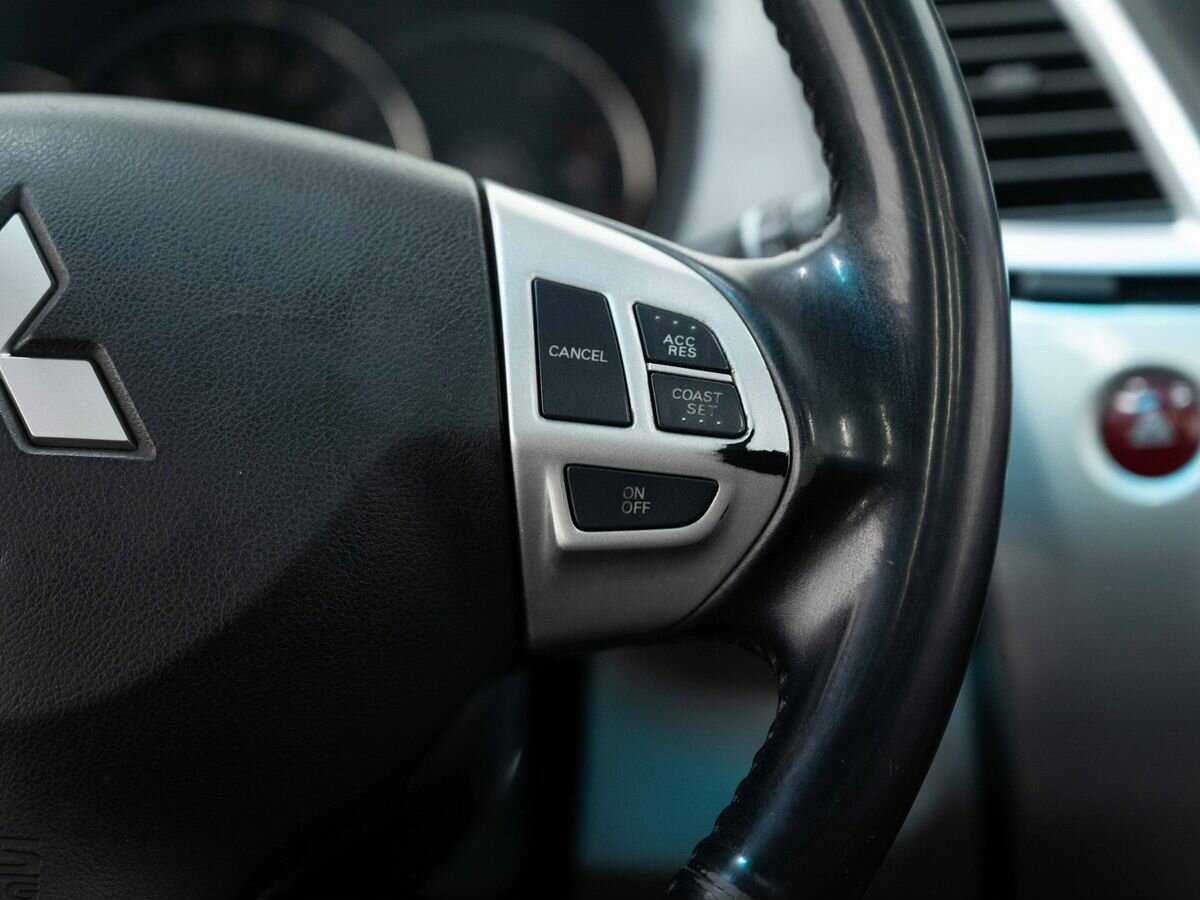 Mitsubishi Pajero Sport, 2008 Фото №14