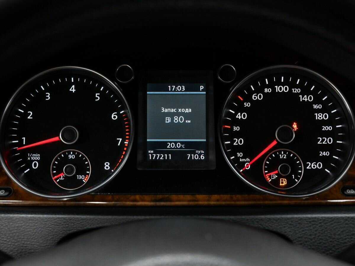 Volkswagen Passat, 2012 Фото №21