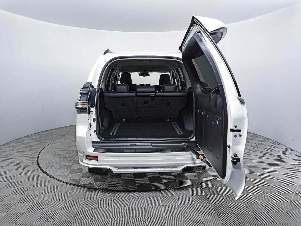 Toyota Land Cruiser Prado, 2017 Фото №10