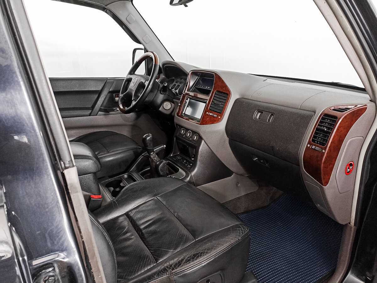 Mitsubishi Pajero, 2005 - 237 175 км. | Фото №5