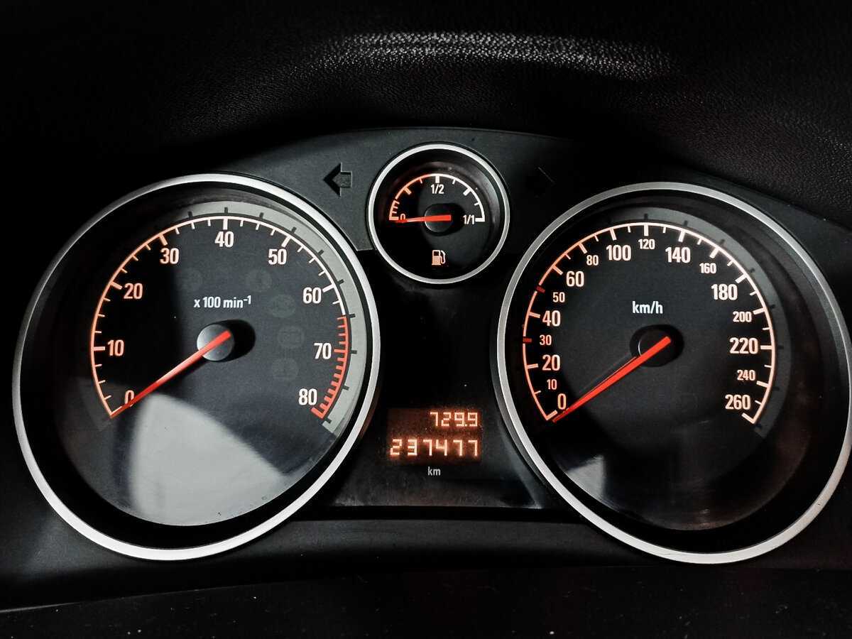 Opel Astra, 2012 Фото №11