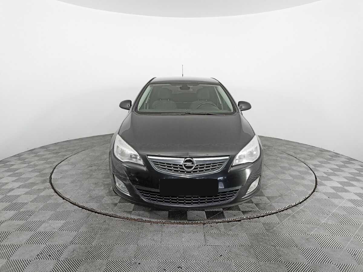 Opel Astra, 2011 - 140 202 км. | Фото №2