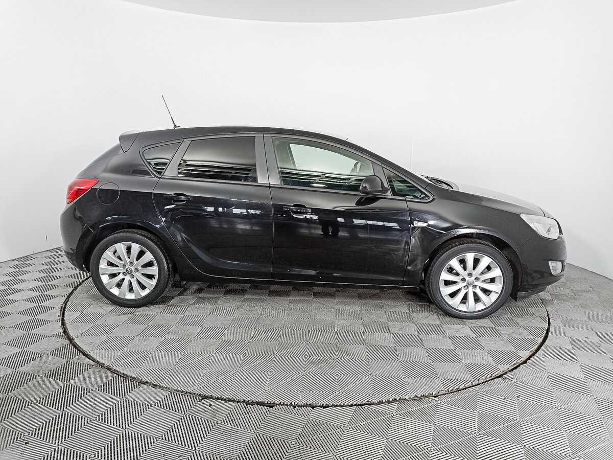 Opel Astra, 2011 - 140 202 км. | Фото №4