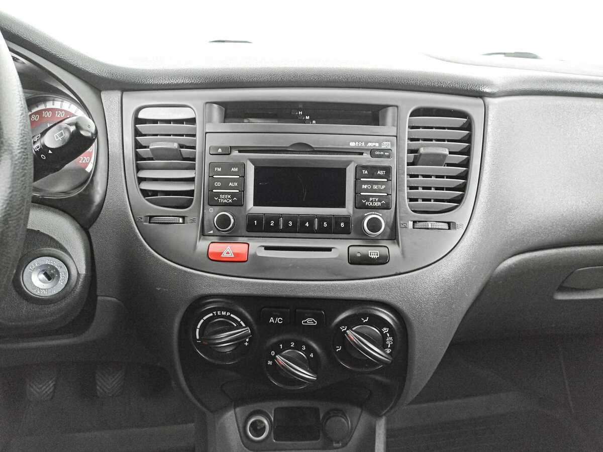 Kia Rio, 2010 Фото №13