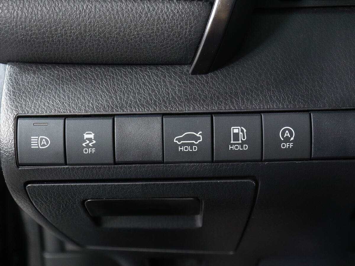 Toyota Camry, 2023 Фото №17