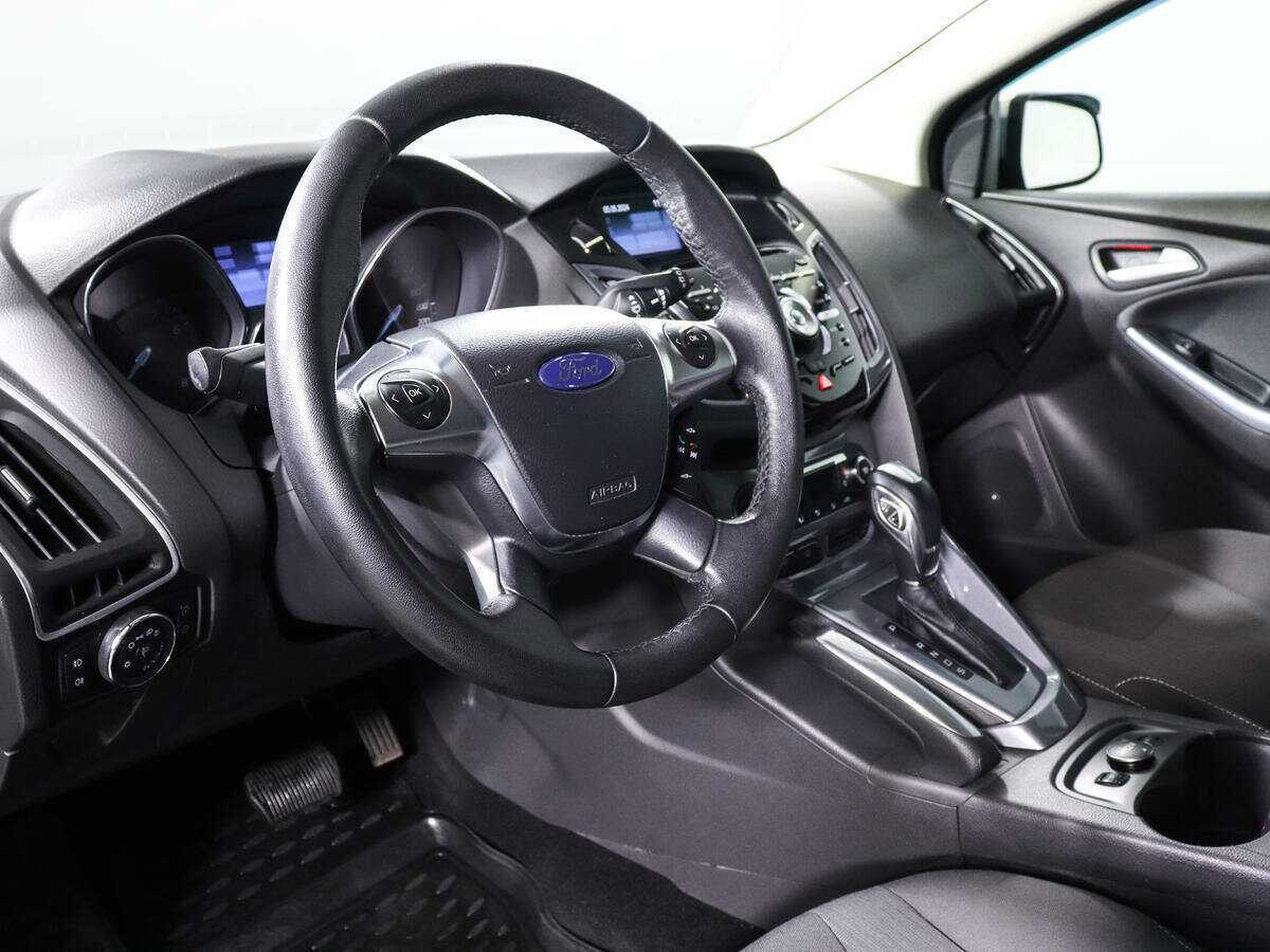 Ford Focus, 2011 Фото №14