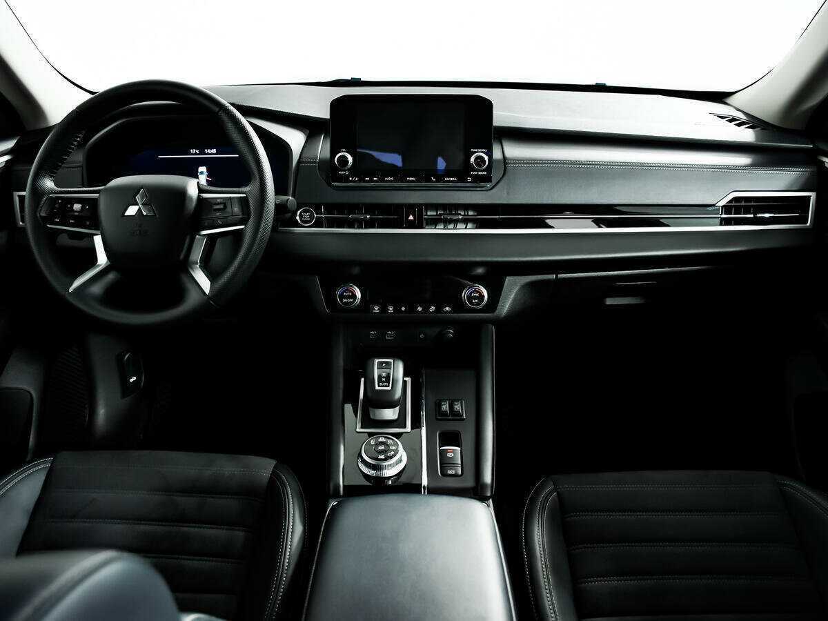 Mitsubishi Outlander, 2022 Фото №11