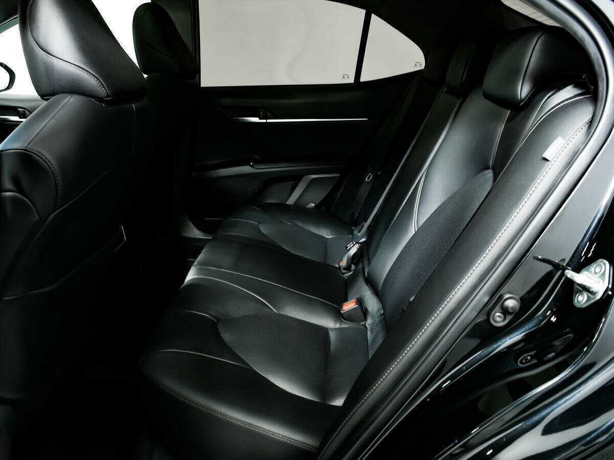 Toyota Camry, 2022 Фото №12
