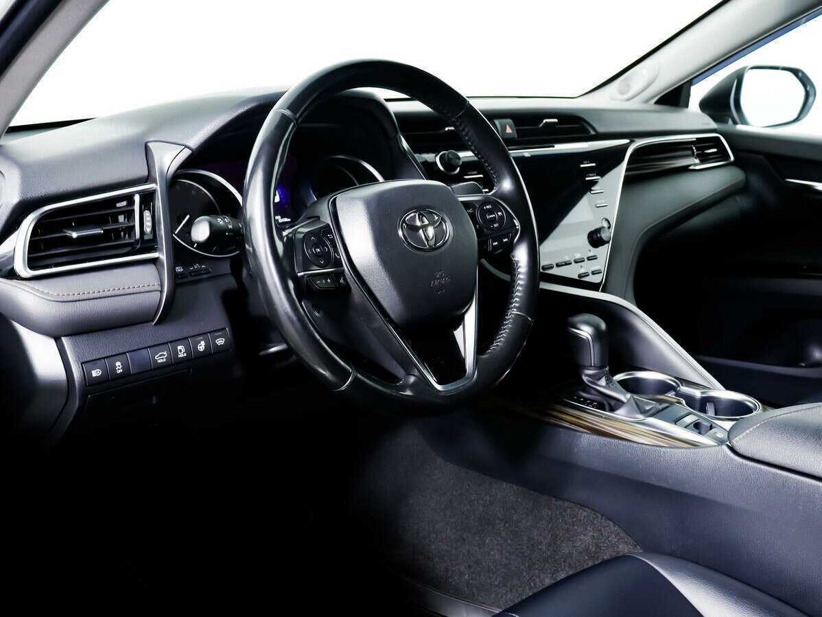 Toyota Camry, 2019 Фото №13